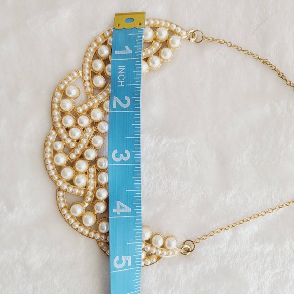 Pearl Bib Necklace, Bridal Necklace - Picture 5 of 9